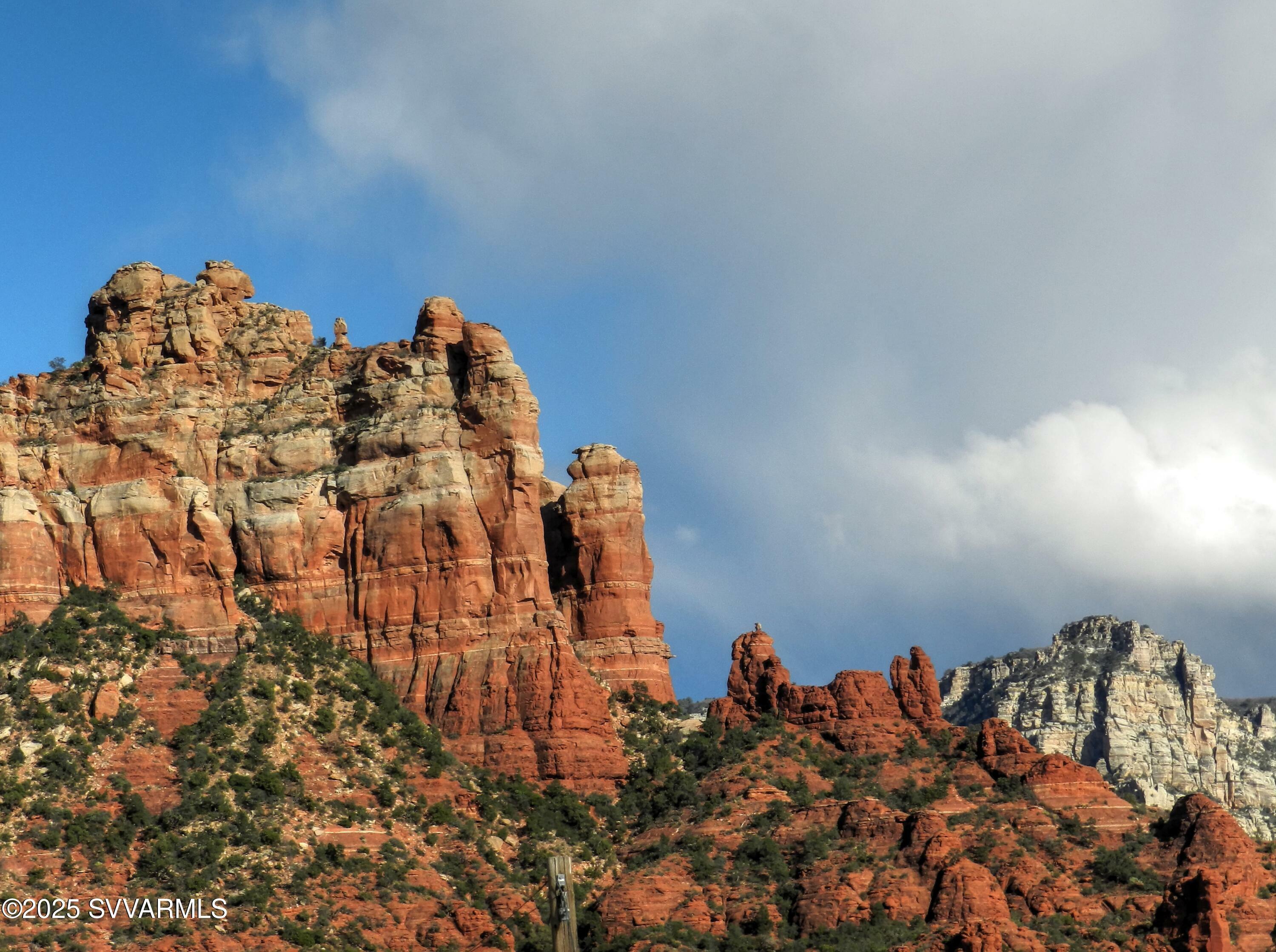 Property Photo: 205 Munds Mountain Circle AZ 86336