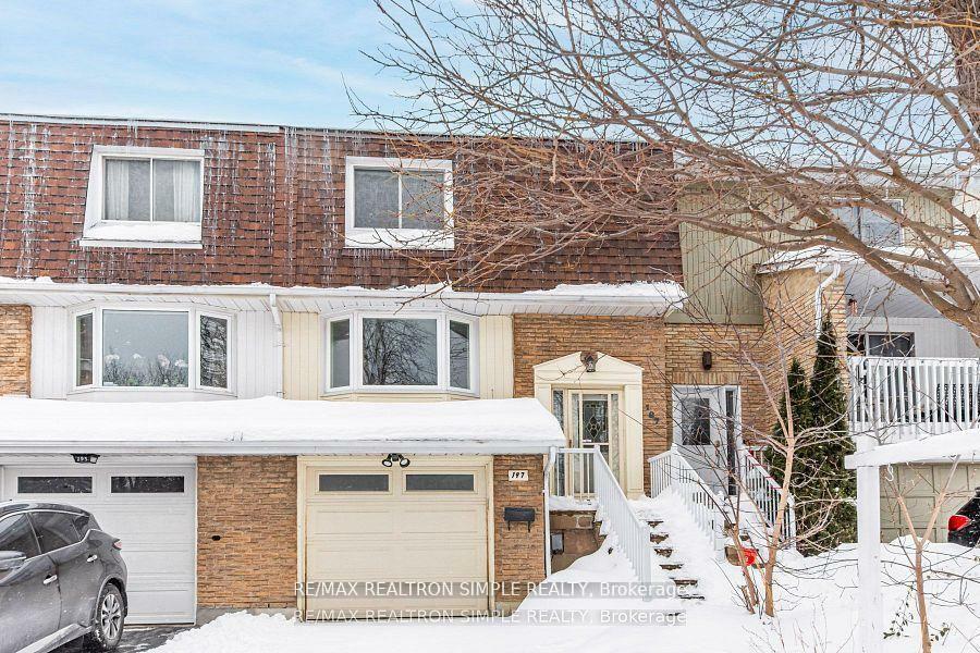 Photo de la propriété: 197 Tamarack Drive ON L3T 4X3