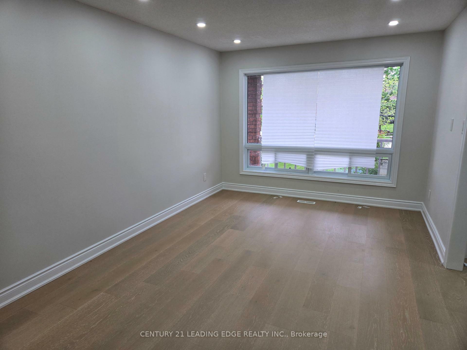Photo de la propriété: 8 Bloomingdale Drive Main ON L6W 3Z6