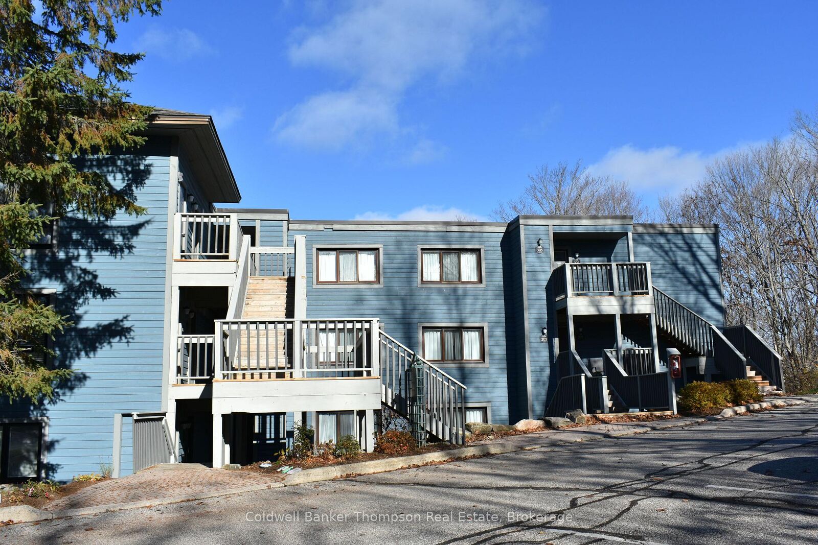 Photo de la propriété:  23-205 Mapleridge Deerhurst Drive  ON P1H 1A9 