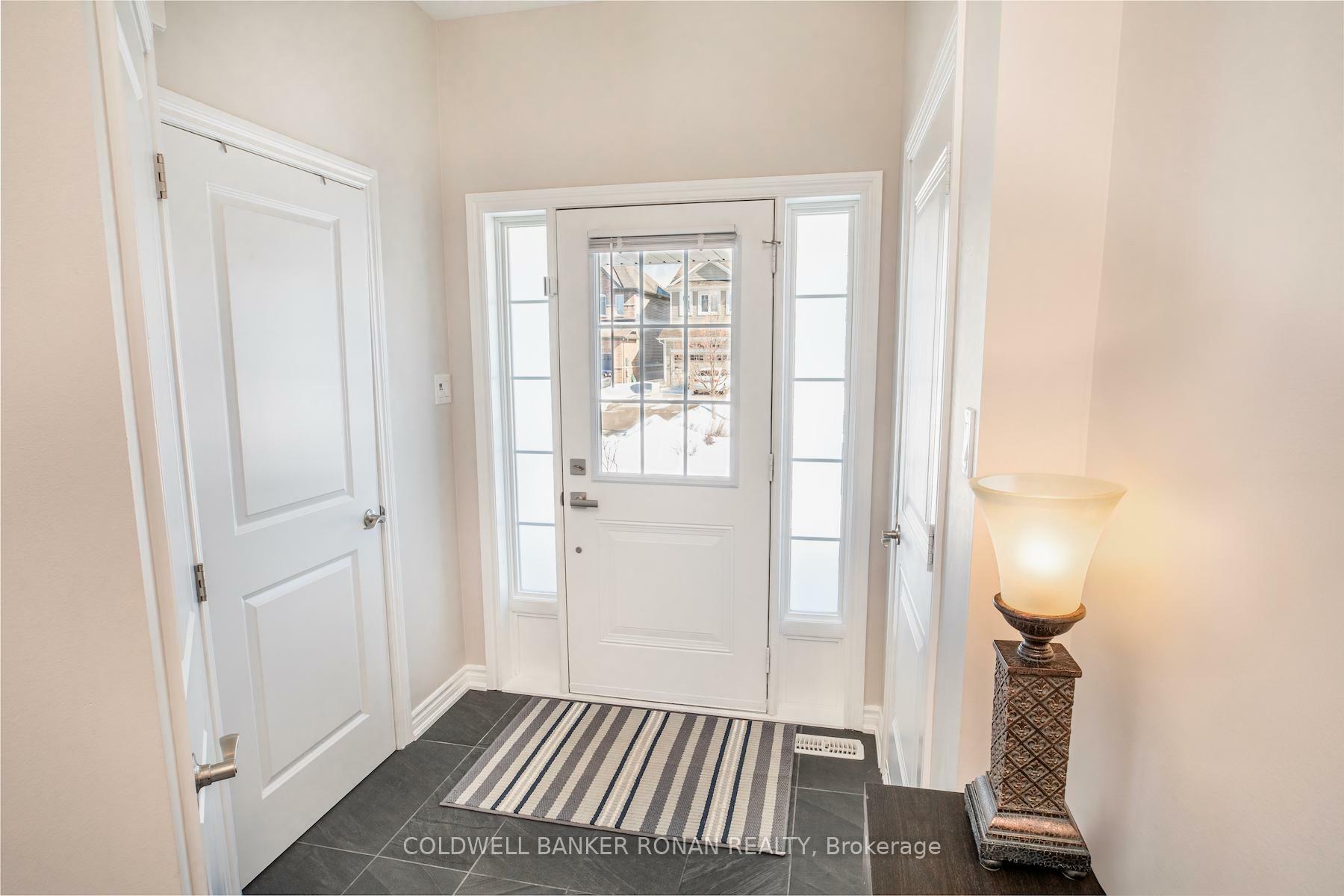 Photo de la propriété: 128 Knight Street ON L9R 0R6