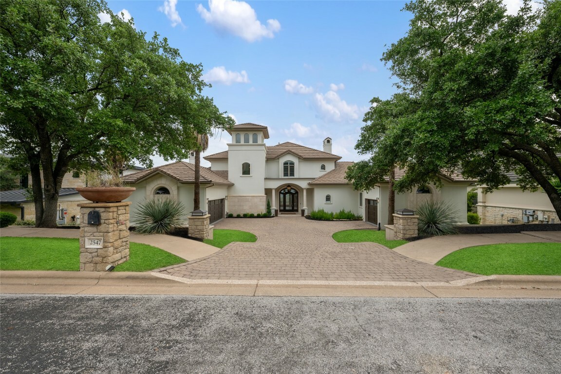 Property Photo:  2547 Waymaker Way  TX 78746 