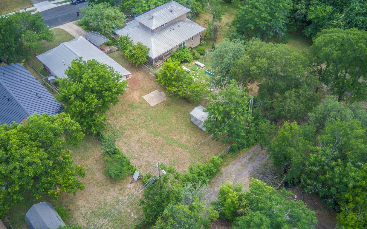 Property Photo: 2104 New York Avenue TX 78702