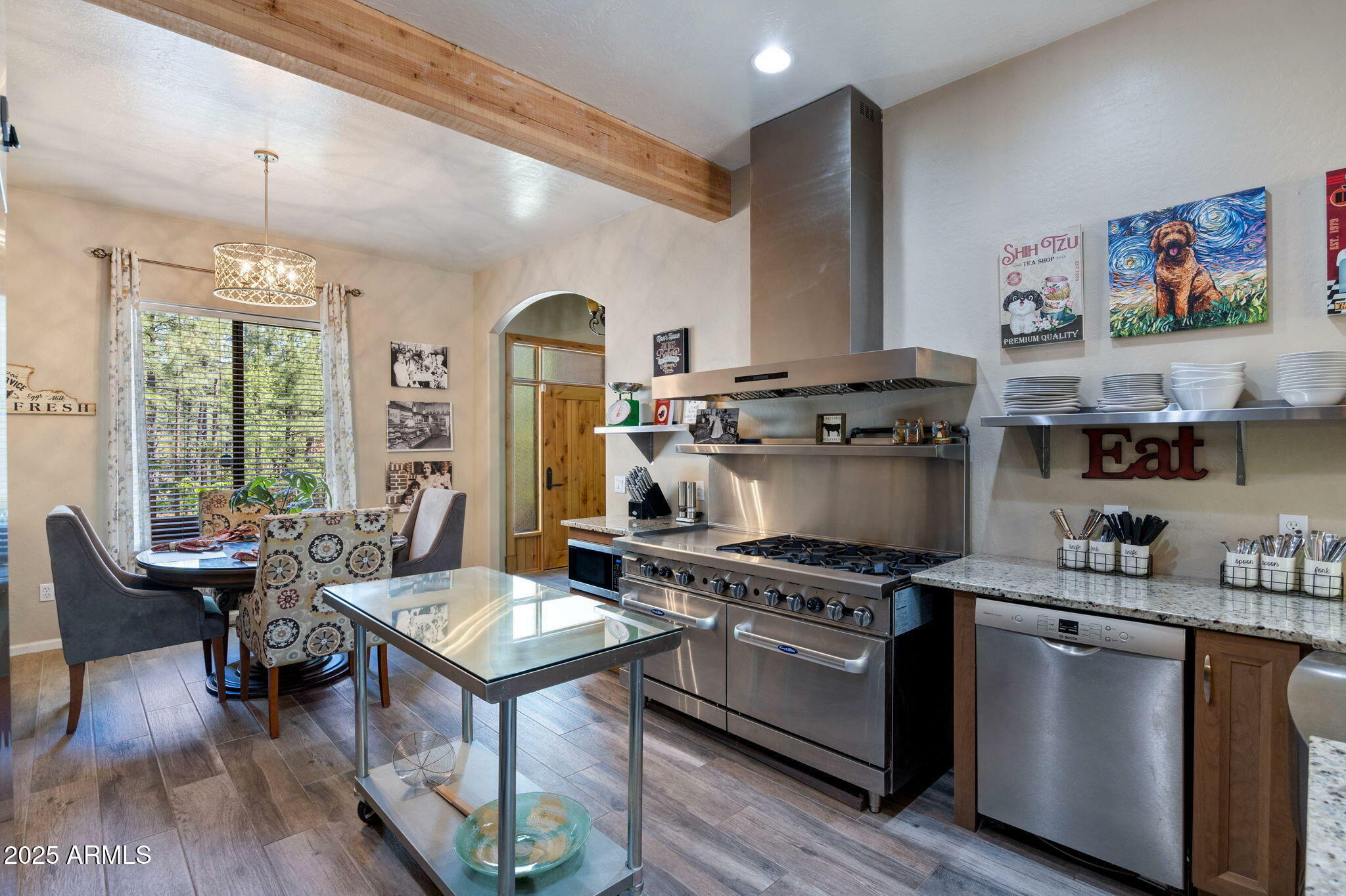 Property Photo: 1180 E Waterway Lane AZ 85901