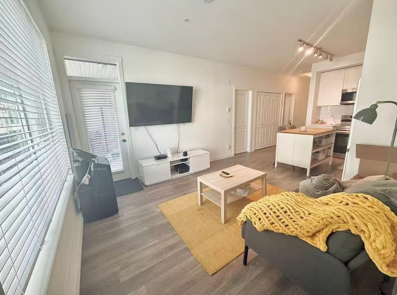 Property Photo: 15825 85 Avenue 302 BC V4N 6W9