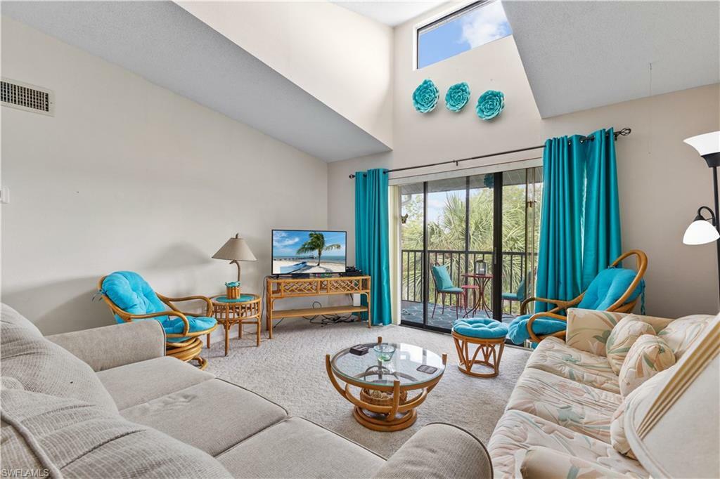 Property Photo: 9970 Sailview Ct 20 FL 33905