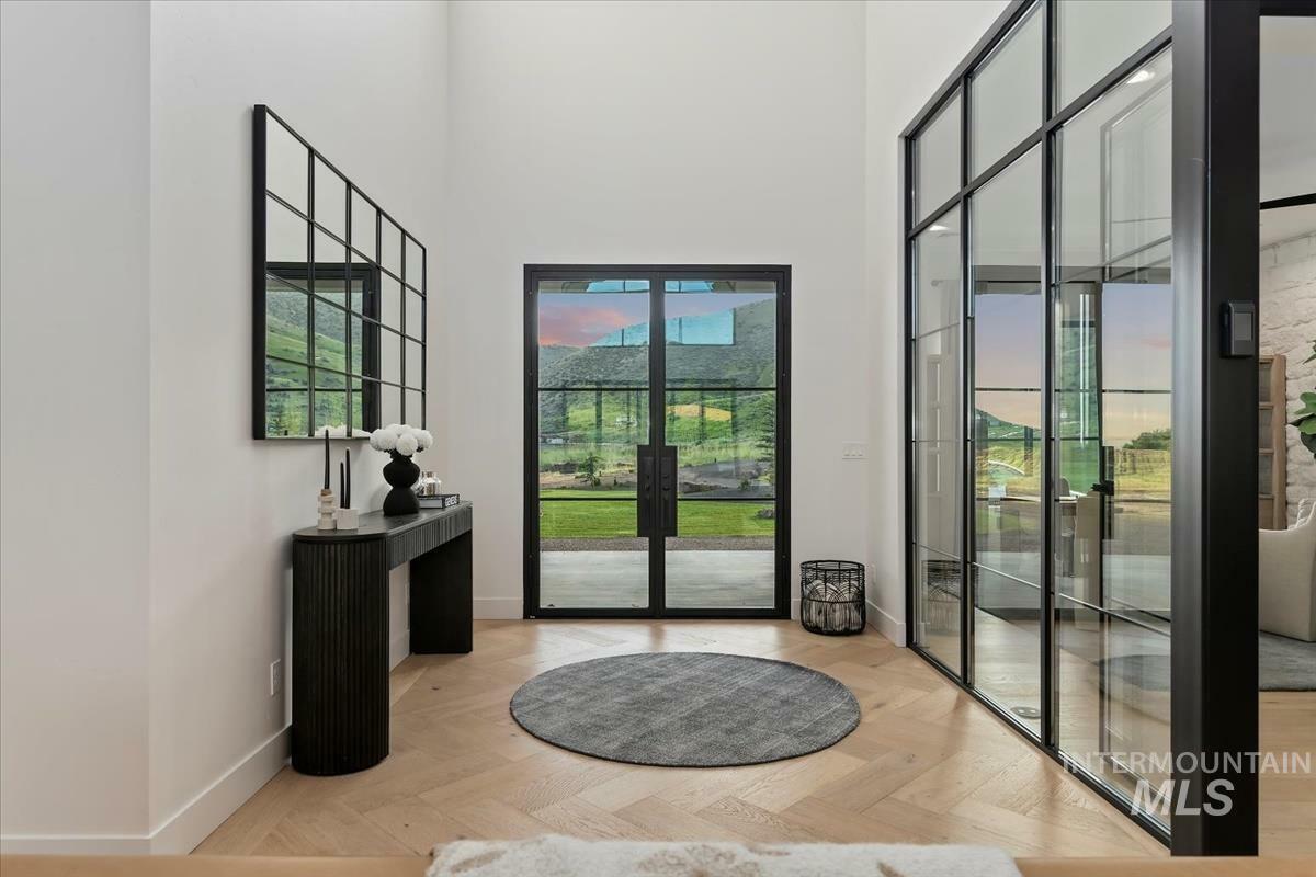 Property Photo: 6162 N High Valley Way ID 83714-5546