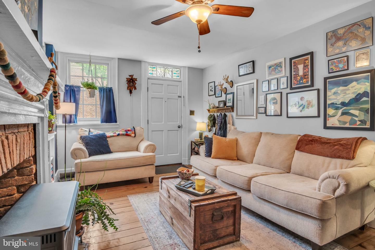 Property Photo: 155 E Louther Street PA 17013
