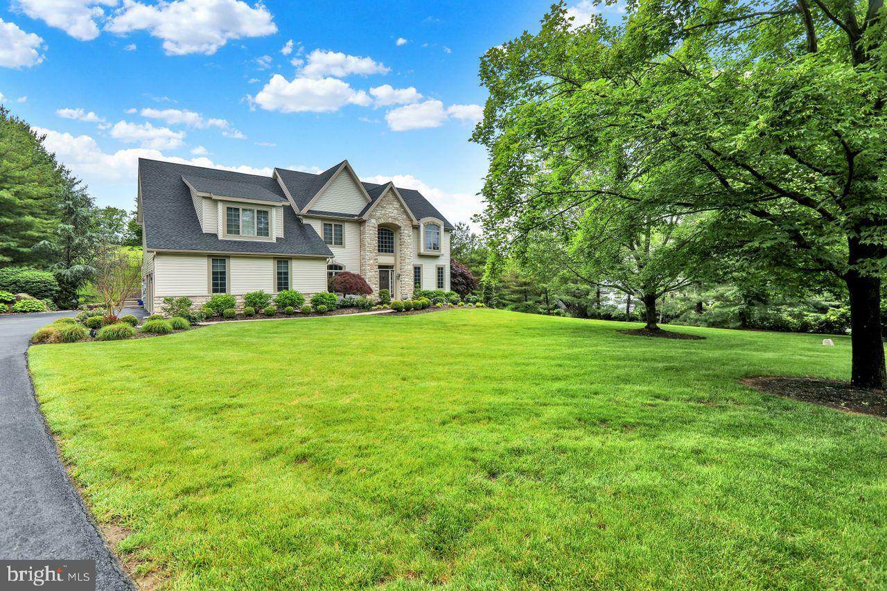 Property Photo: 12 Fox Glen Drive PA 19608