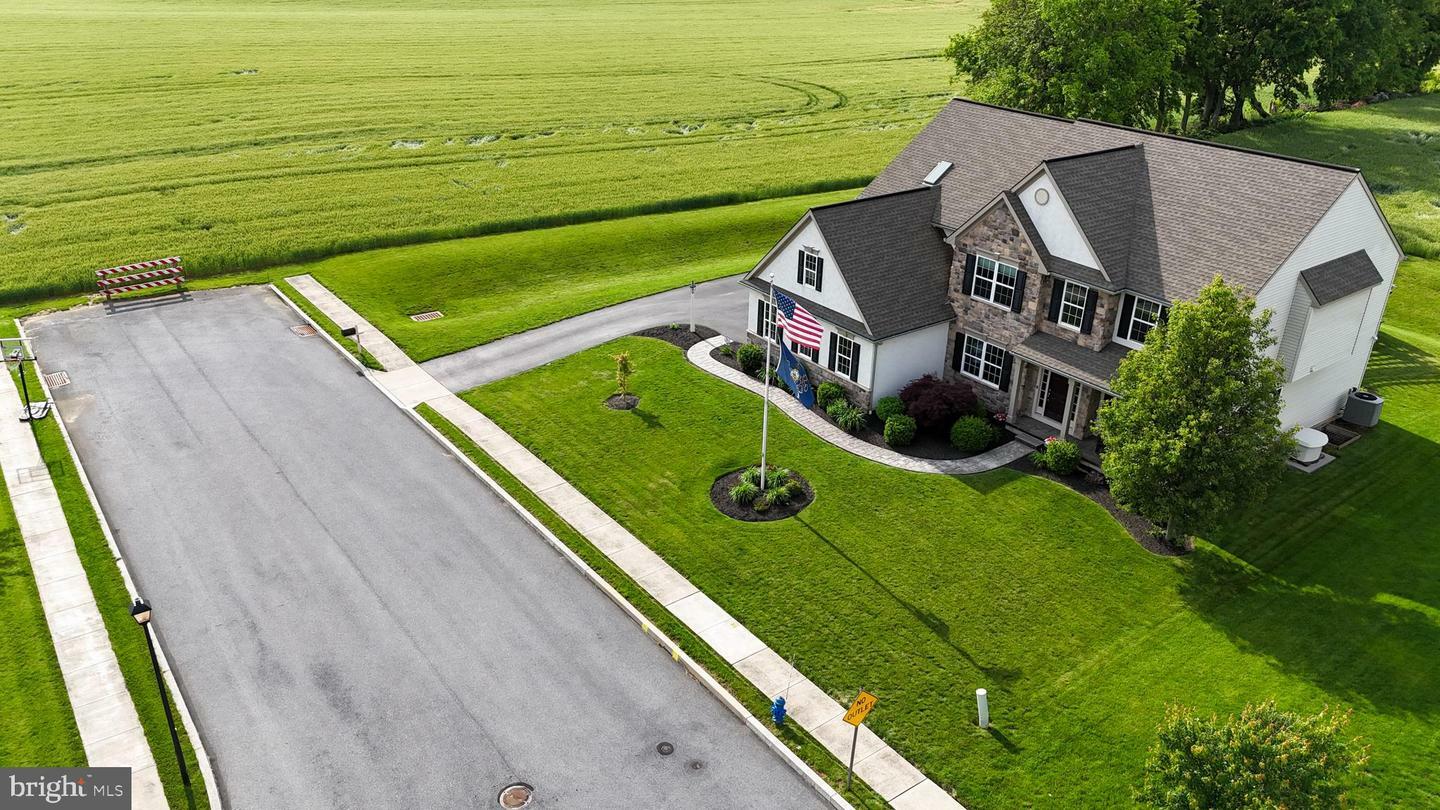 Property Photo: 840 Jasmine Avenue PA 17552