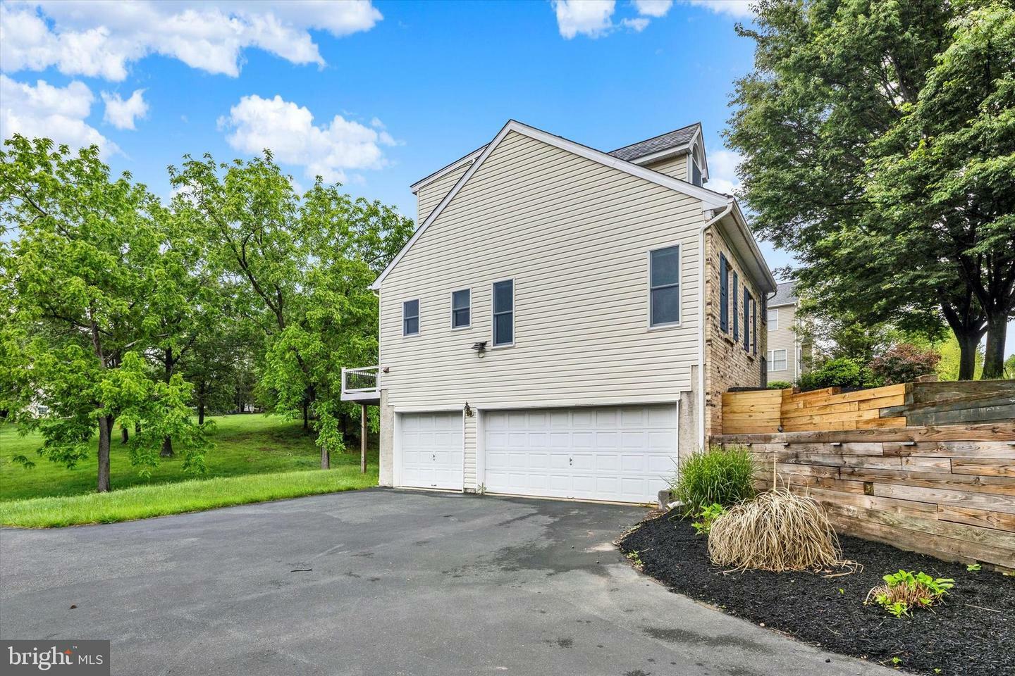 Property Photo:  489 Reginald Lane  PA 19426 