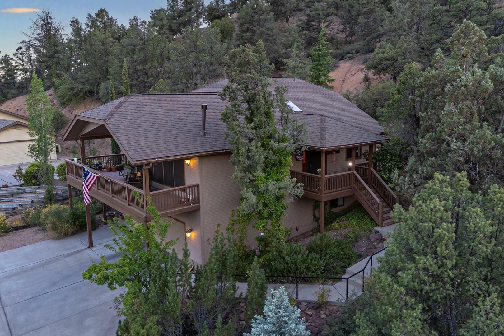 Property Photo: 1112 N Monte Rosa Lane AZ 85541