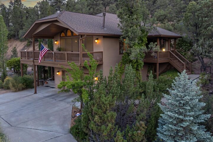 Property Photo:  1112 N Monte Rosa Lane  AZ 85541 