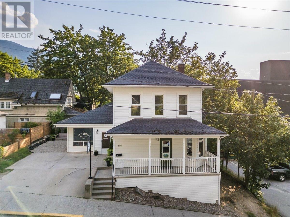 Property Photo: 614 Josephine Street BC V1L 1W7