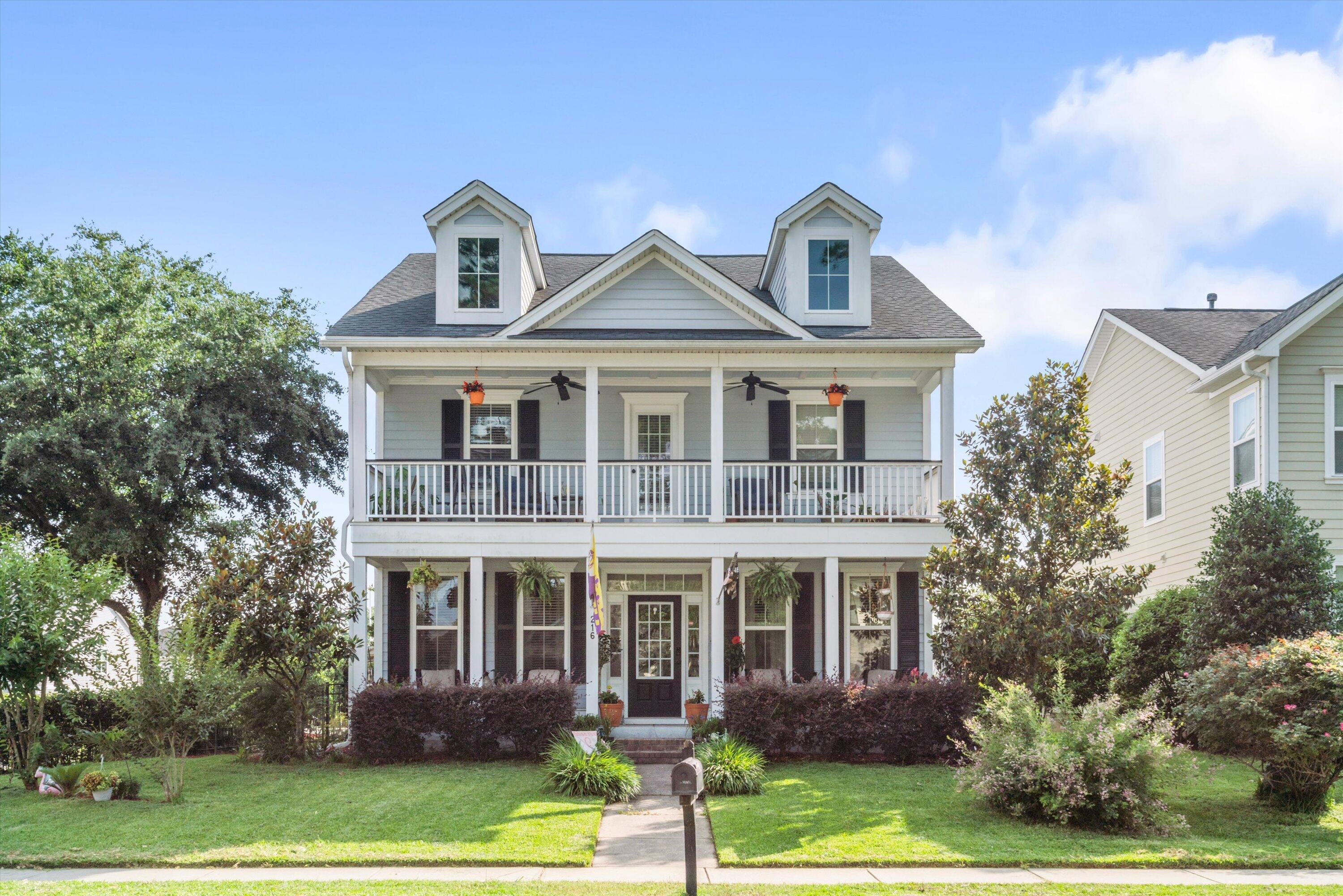 Property Photo: 216 Foxbank Plantation Boulevard SC 29461