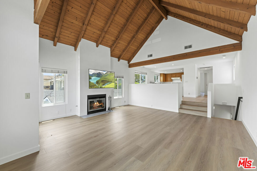 Property Photo: 1711 Goodman Ave CA 90278