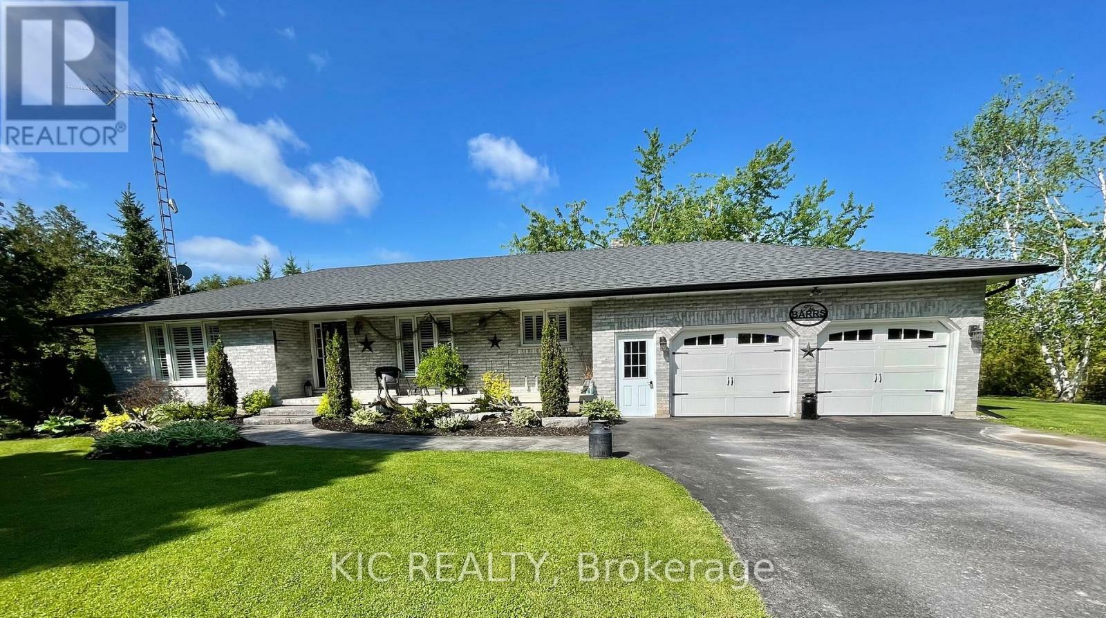 Property Photo: 556 Fifth Line Rd Dum Road ON K0L 3A0
