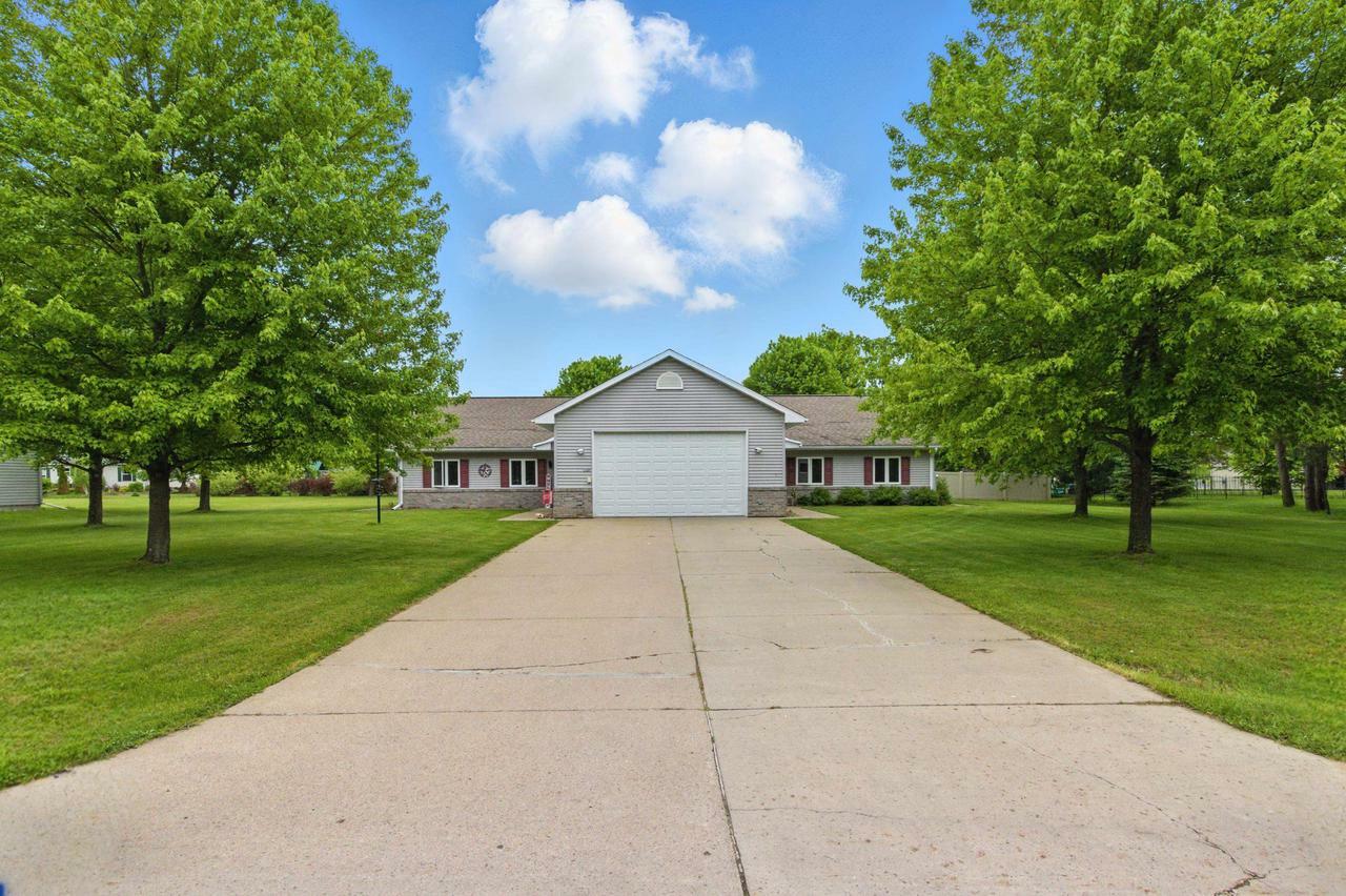 Property Photo: 1957 Woodcrest Circle WI 54455