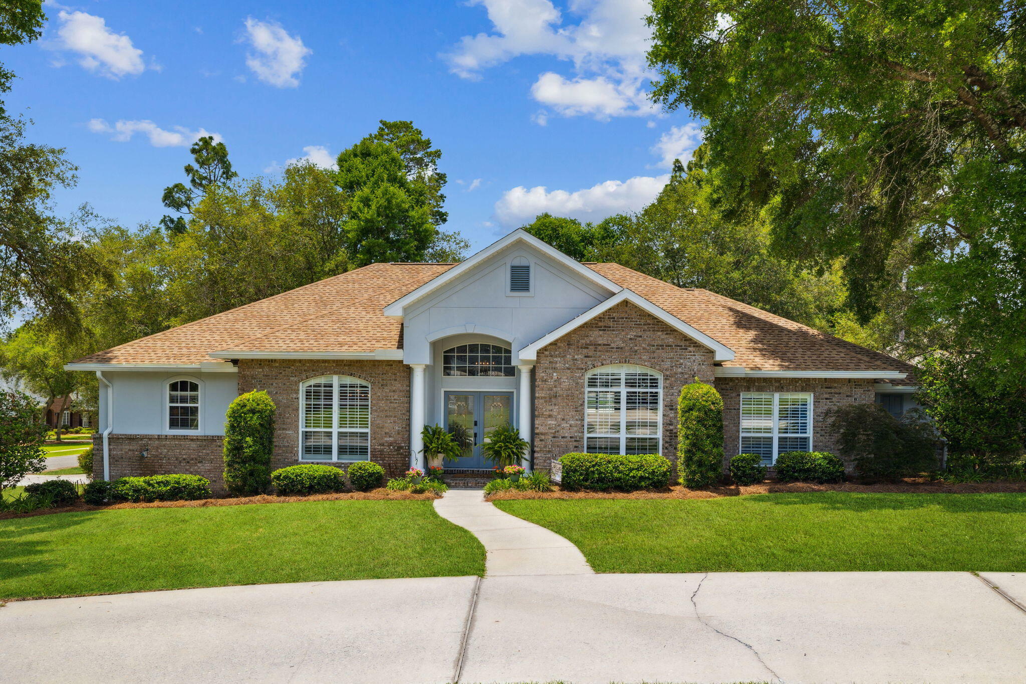Property Photo: 2009 Kildare Circle FL 32578