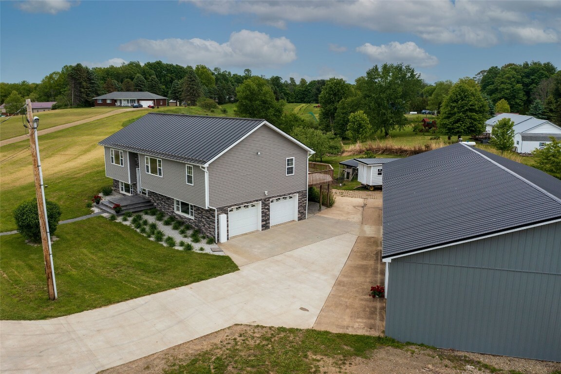 Property Photo: 525 Benson Road PA 16441