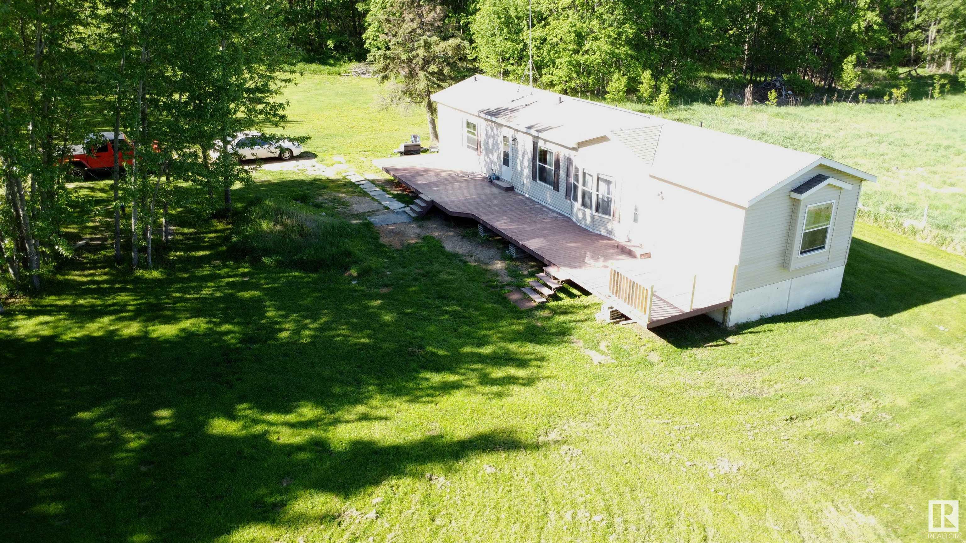 Property Photo: 58518 Rge Rd 60 AB T7N 1N3