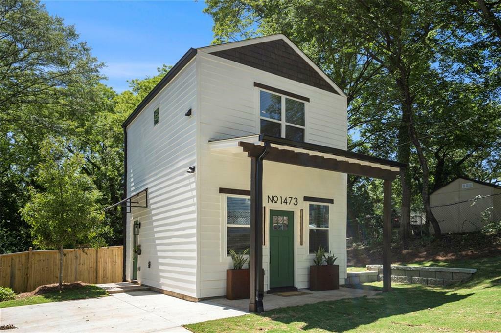 Property Photo:  1473 Lansing Street SE  GA 30315 