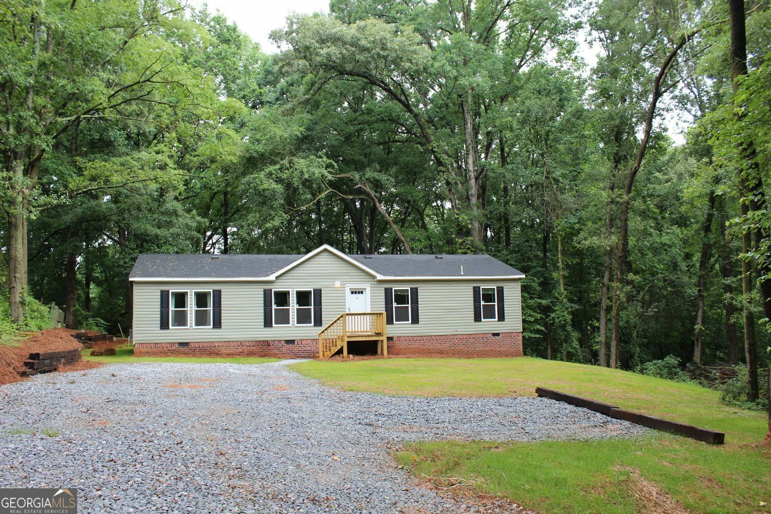 Property Photo: 2713 Brays Lake Road GA 30662