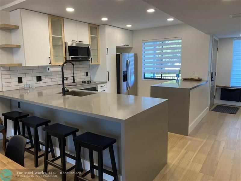 304 Racquet Club Rd 204  Weston FL 33326 photo