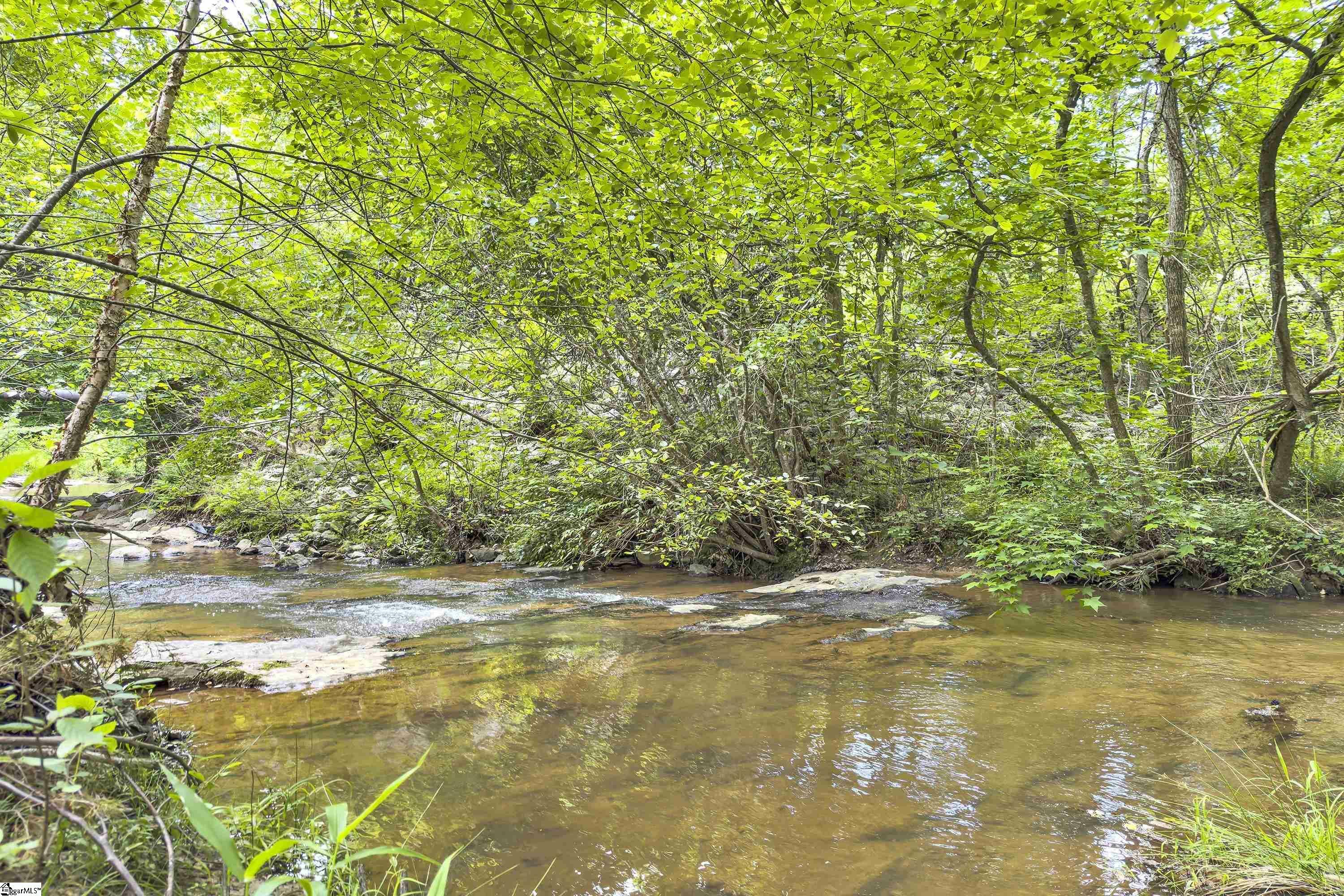 Property Photo: 2840 Glenn Springs Road SC 29302