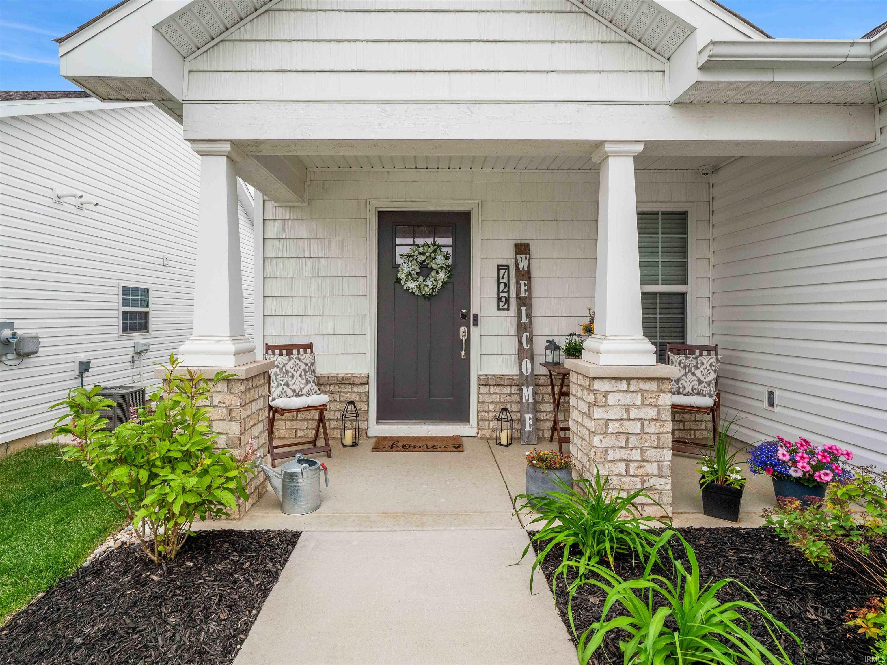 Property Photo: 729 W Hamilton Road IN 46814-9204