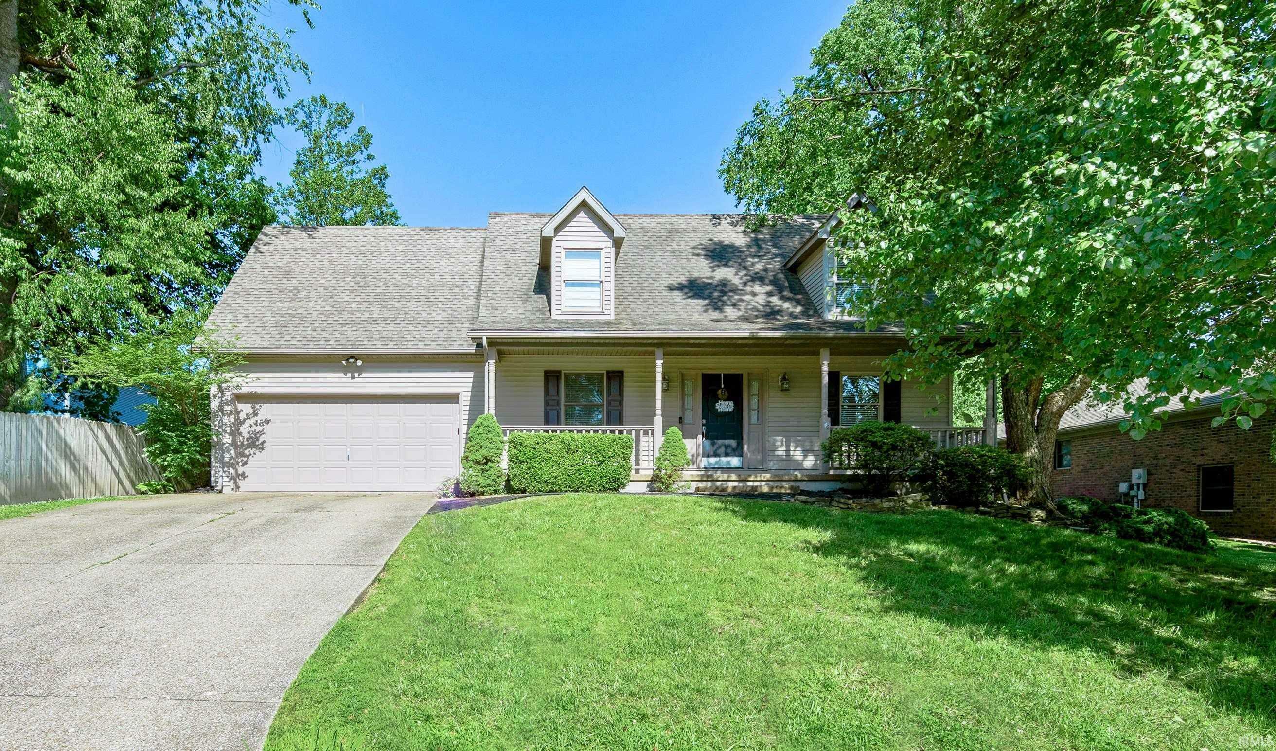 Property Photo: 1505 Westwood Hills Drive IN 47720