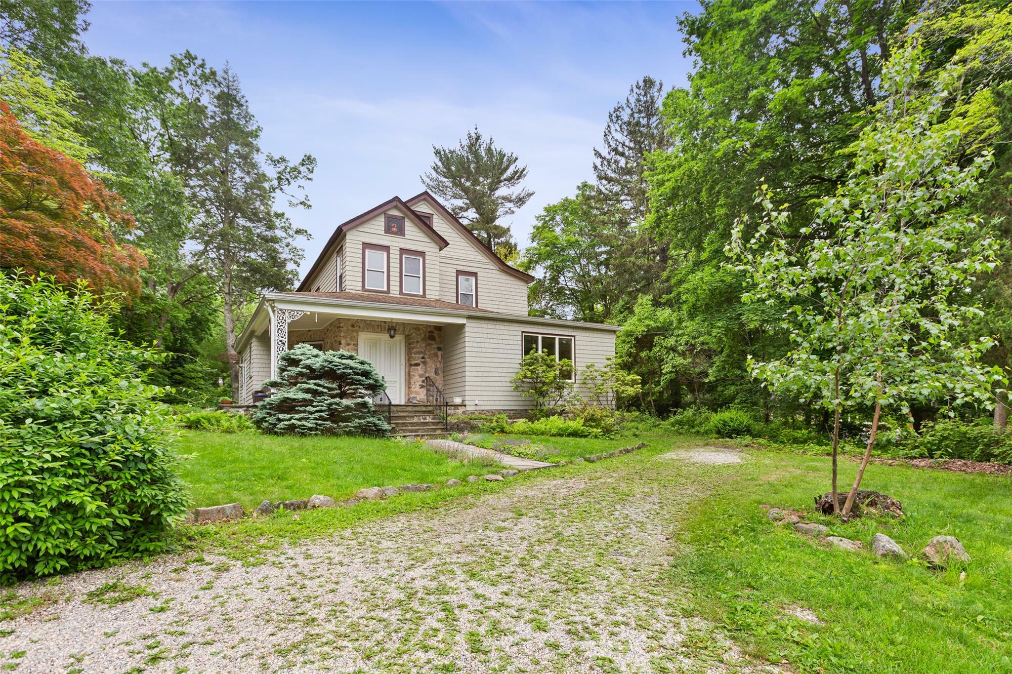 Property Photo:  46 Walnut Street  NY 10570 