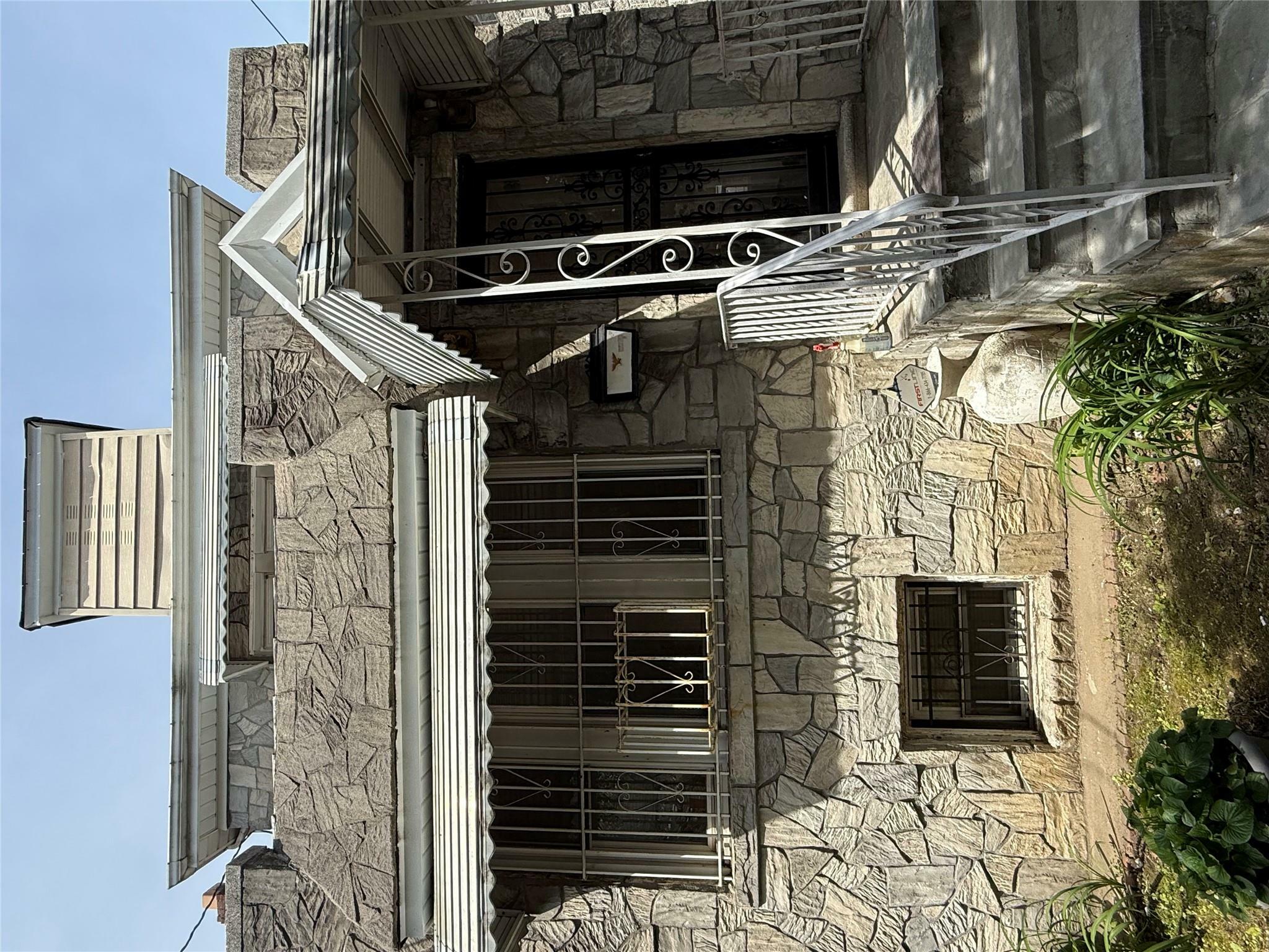 Property Photo: 3943 Hill Avenue NY 10466