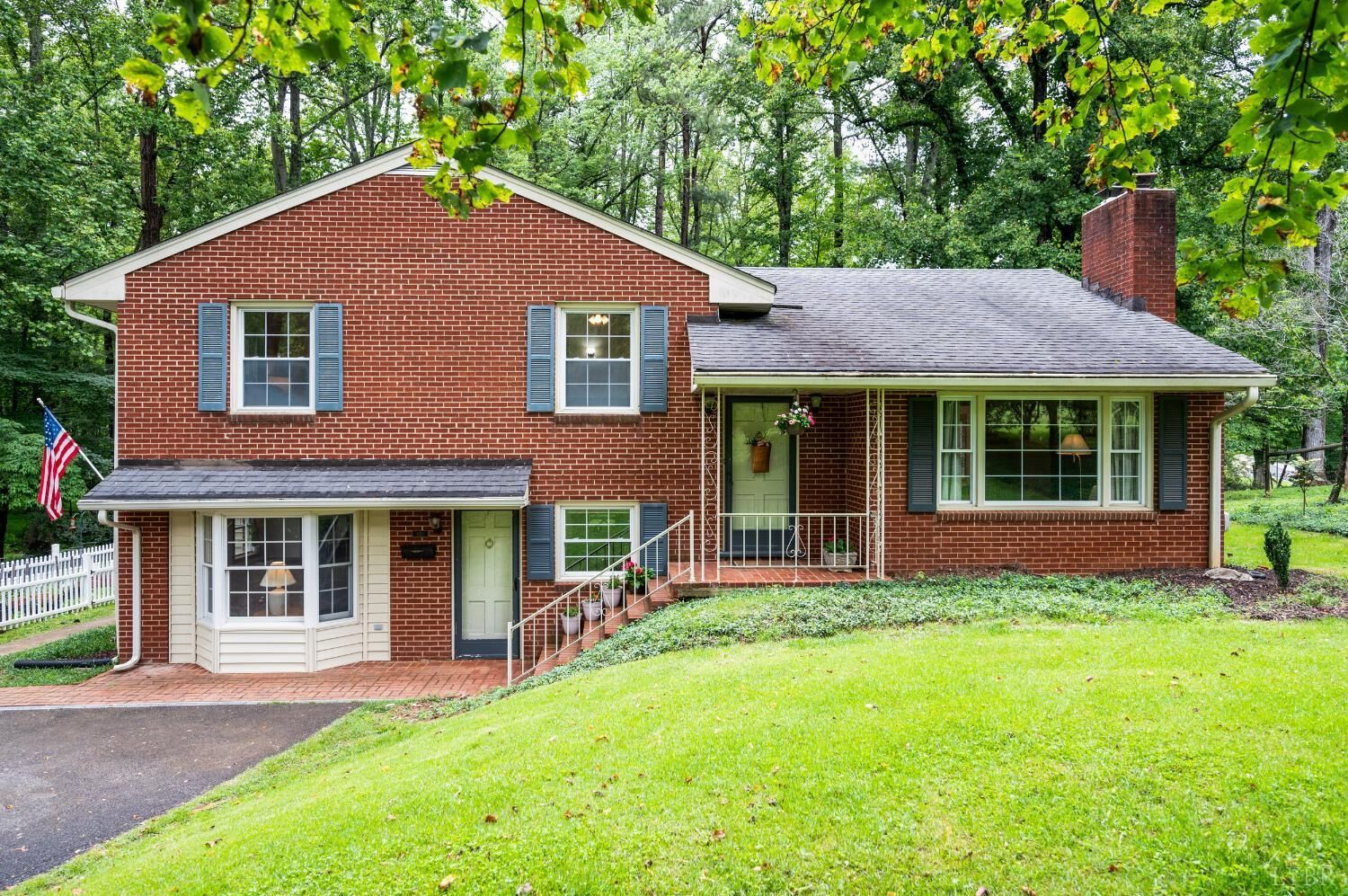 Property Photo:  921 Peaksview Street  VA 24523 