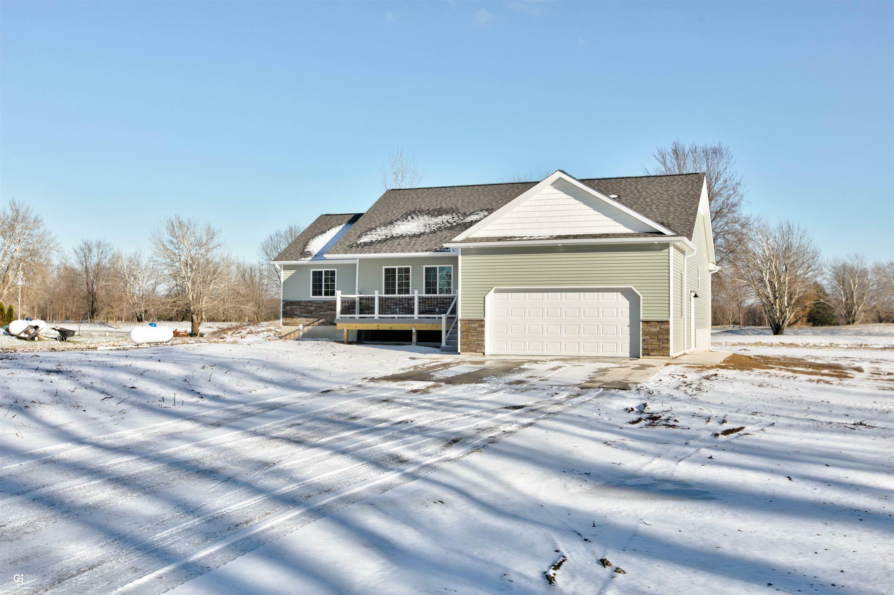 Property Photo: 7910 Smiths Creek Road MI 48027