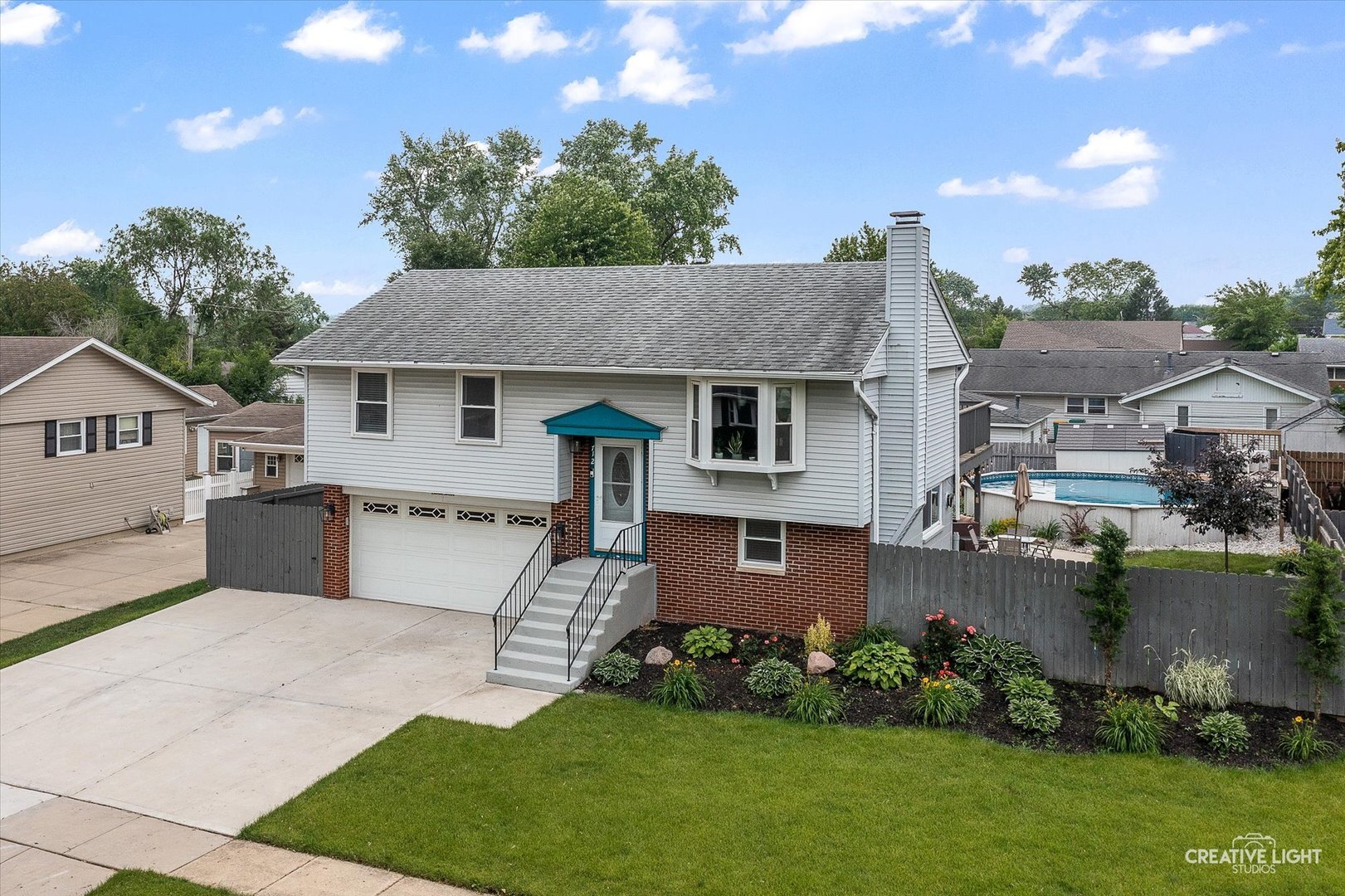 Property Photo: 712 Cascade Avenue IL 60446