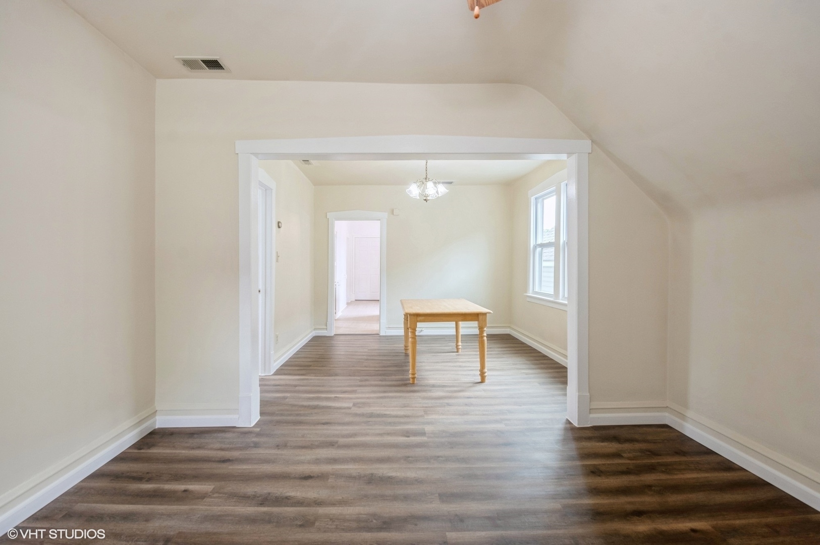 Property Photo: 2109 N Long Avenue IL 60639