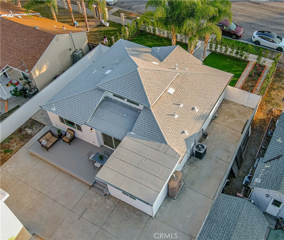 Property Photo:  22133 Victory Boulevard  CA 91303 