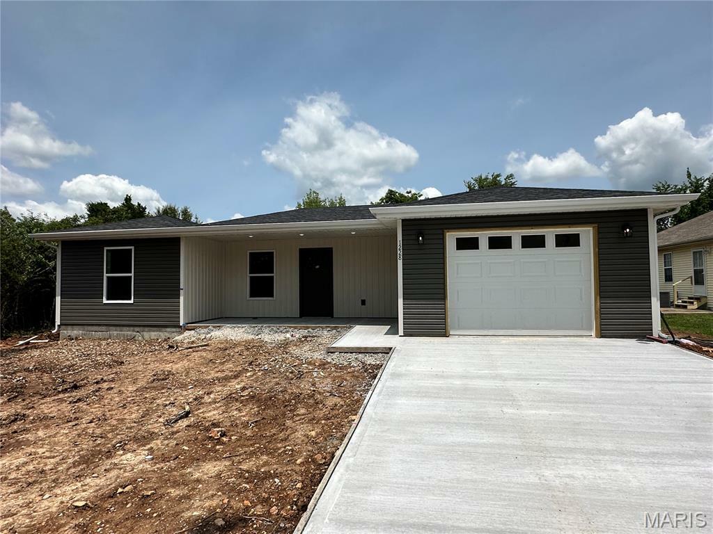 Property Photo: 1223 Utah Street MO 65536