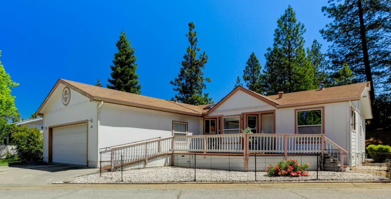 Property Photo: 450 Gladycon 87 CA 95713