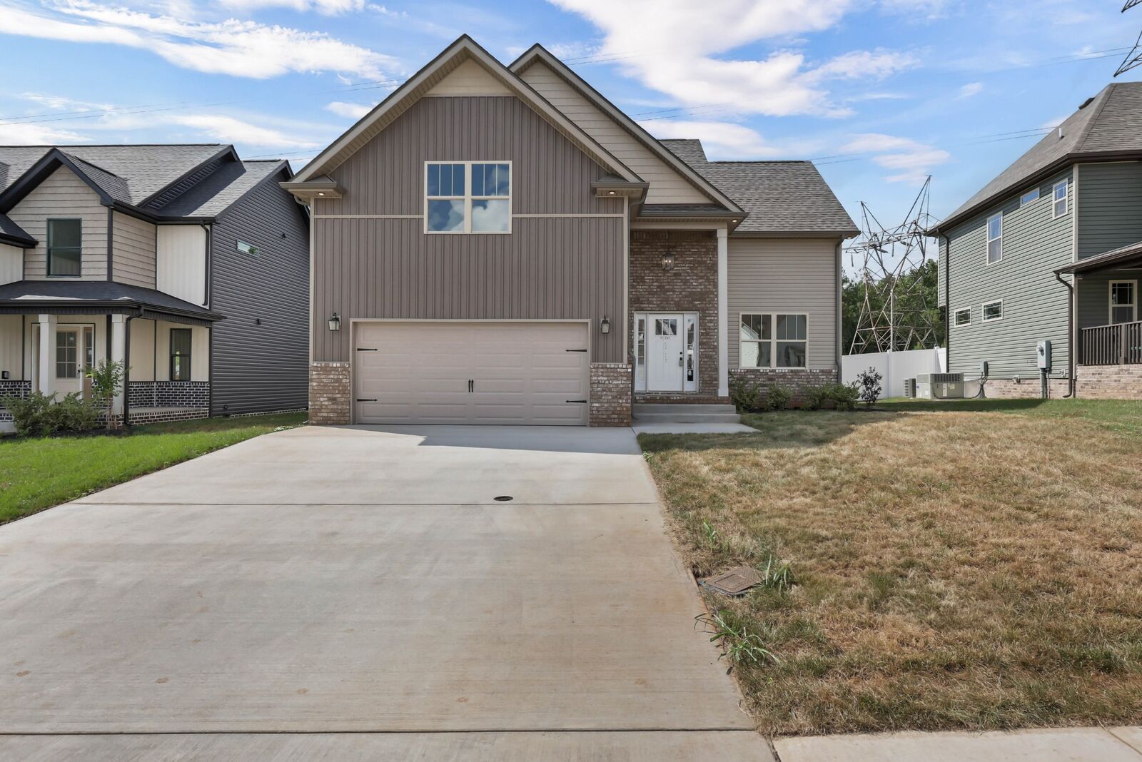 Property Photo:  1737 Heritage Dr  TN 37043 