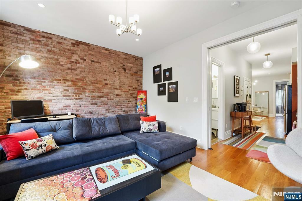 Property Photo:  275 5th Street 2  NJ 07302 