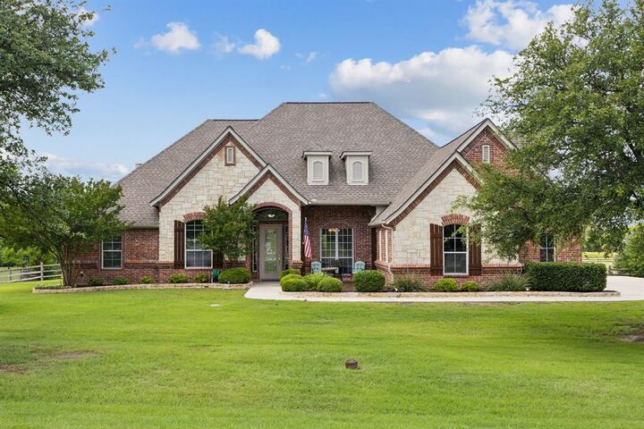 Photo de la propriété:  12001 Maida Vale Lane  TX 76052