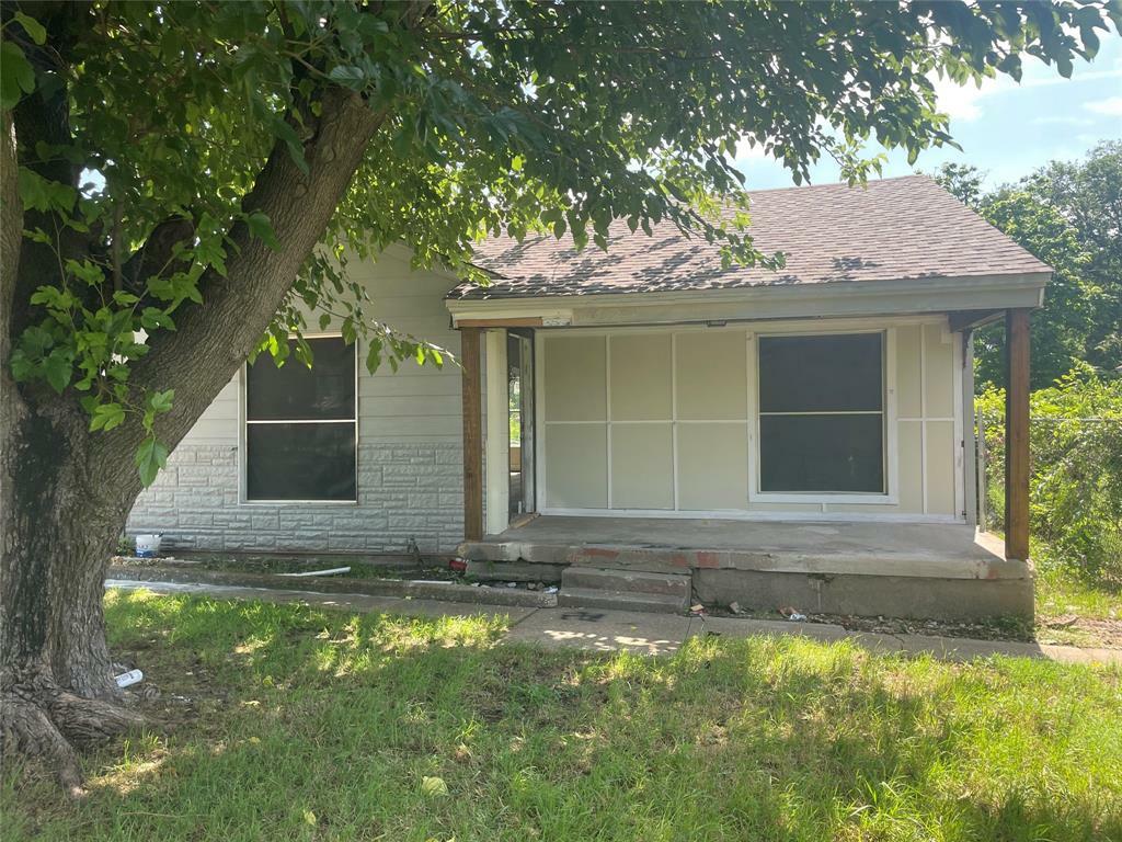 Property Photo: 4018 Kostner Avenue TX 75216
