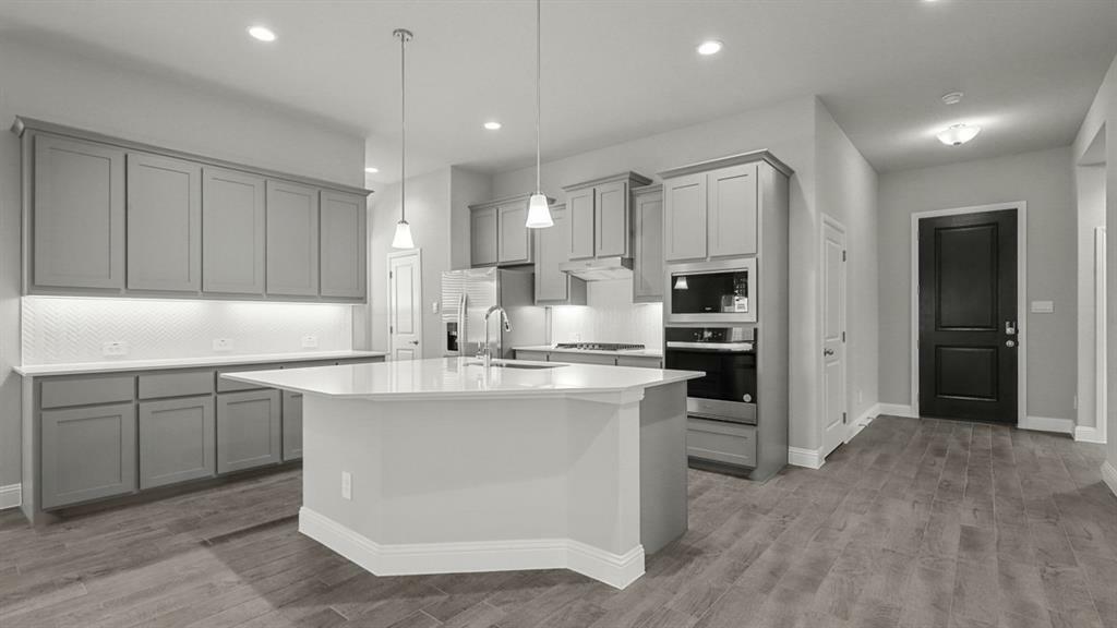 Property Photo: 11229 Orchard Lane TX 76247