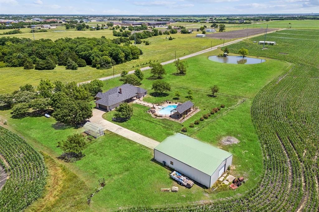 Property Photo: 18818 Webb Lane TX 75173
