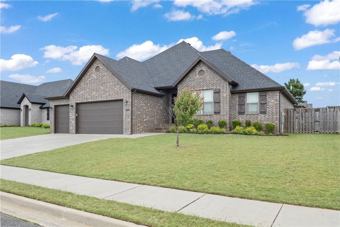 Property Photo:  1440 Amber Way  AR 72719 