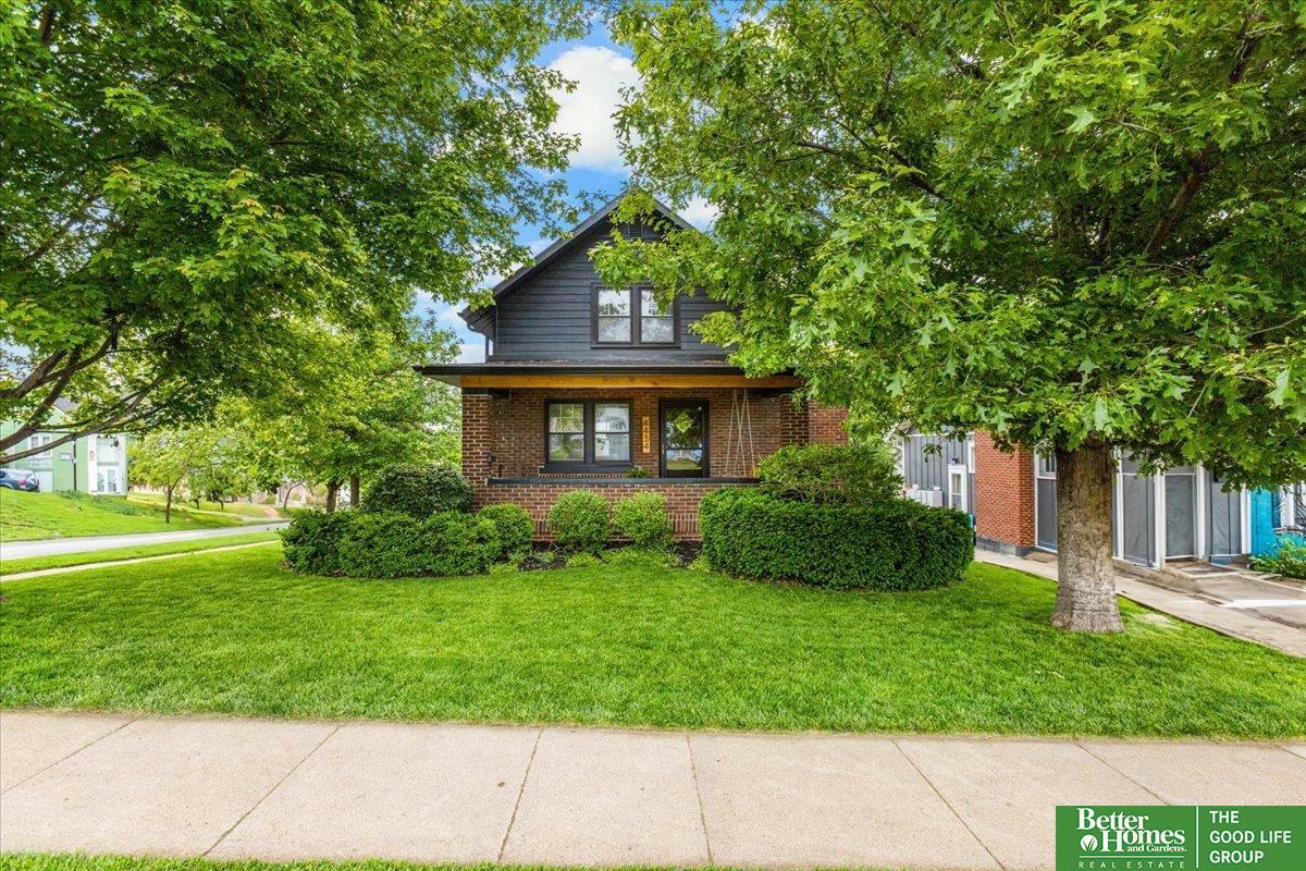Property Photo: 4434 Pacific Street NE 68105