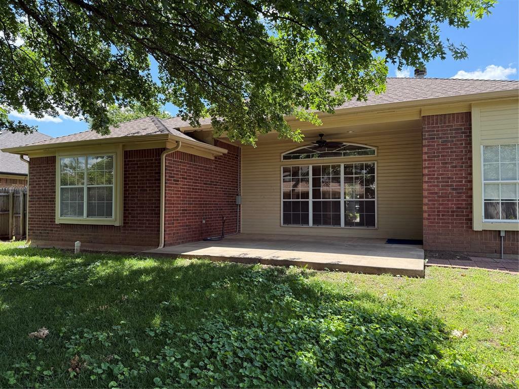 Property Photo: 1617 Briarcreek OK 73071