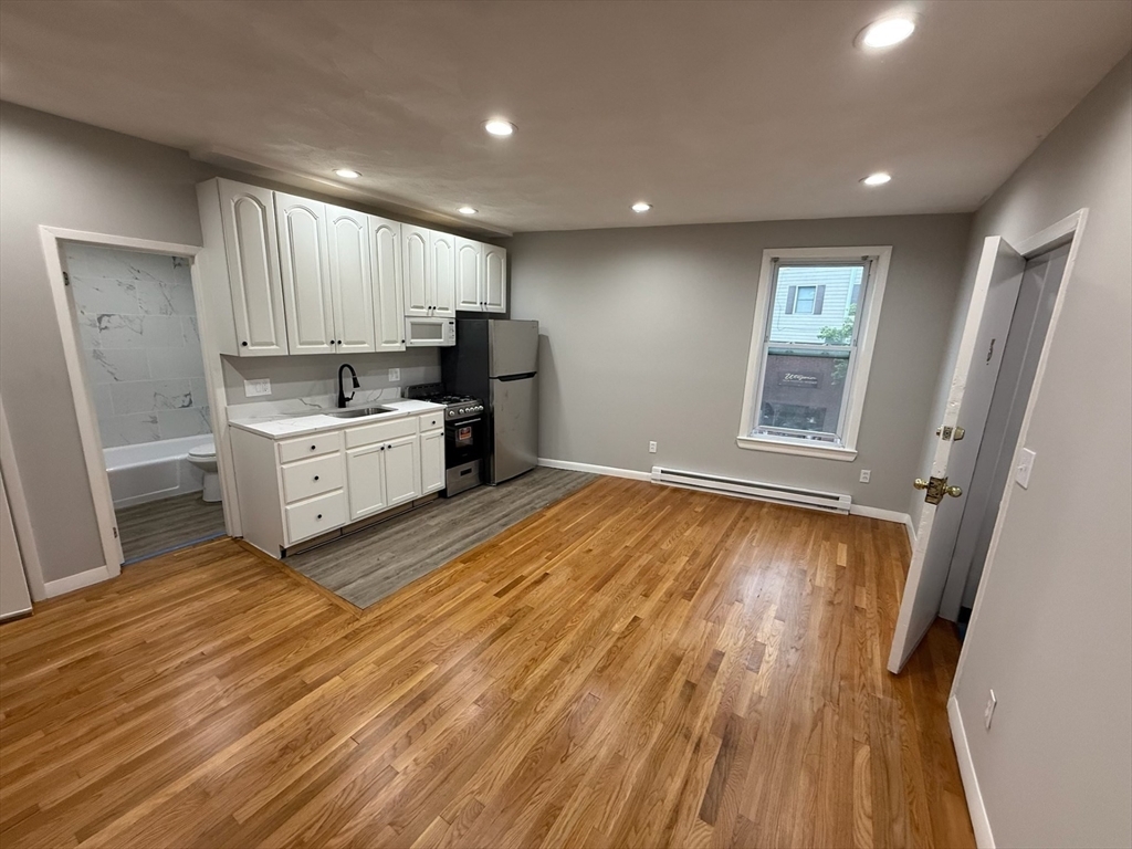 Property Photo: 83 Haven Street 3C MA 01867